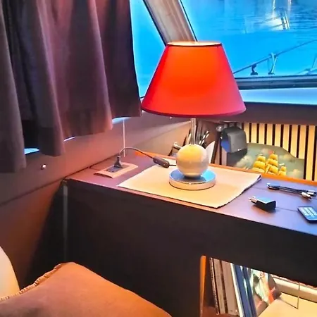 Corvette Bed&boat برينديسي